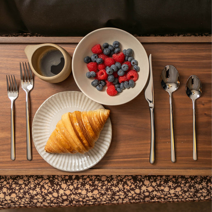 20-Piece Stainless Steel Cutlery Set │Silver or Gold