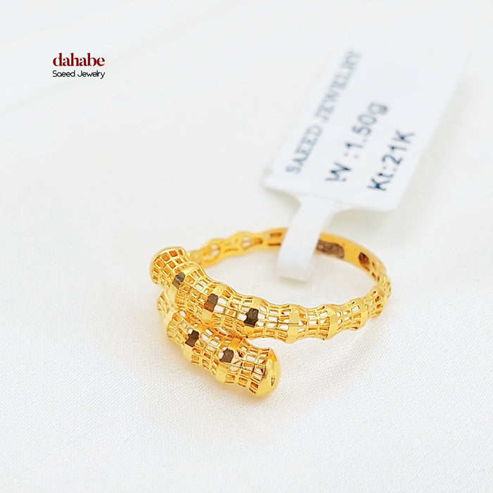 Deluxe Engraved Ring Made of 21K Gold by Saeed Jewelry