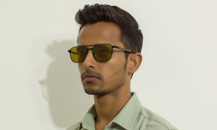 Black_with_Yellow_Lens