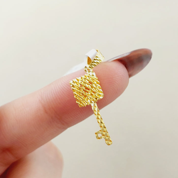 21K Key Pendant Made of 21K Yellow Gold by Saeed Jewelry-26048
