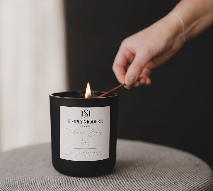 Oak & Ivy | Tobacco Bay Leaf Wood-Wick Candle