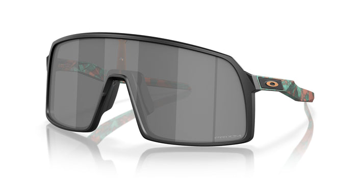 Matte Black/Prizm Black / 137
