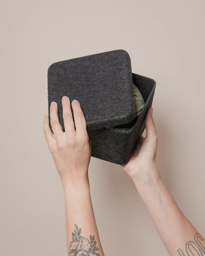 Sculpted Bin – Petite with Lid, Set of 3