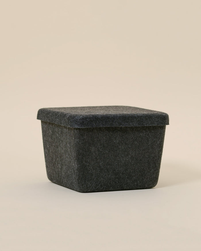 Sculpted Bin – Petite with Lid