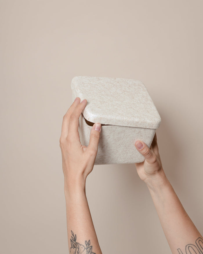 Sculpted Bin – Petite with Lid