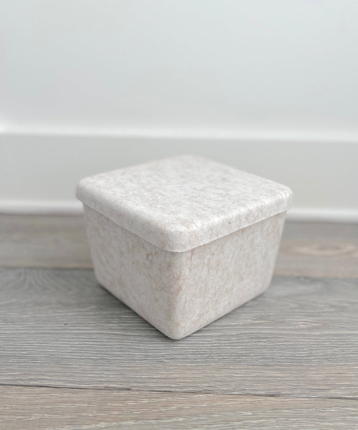Sculpted Bin – Petite with Lid