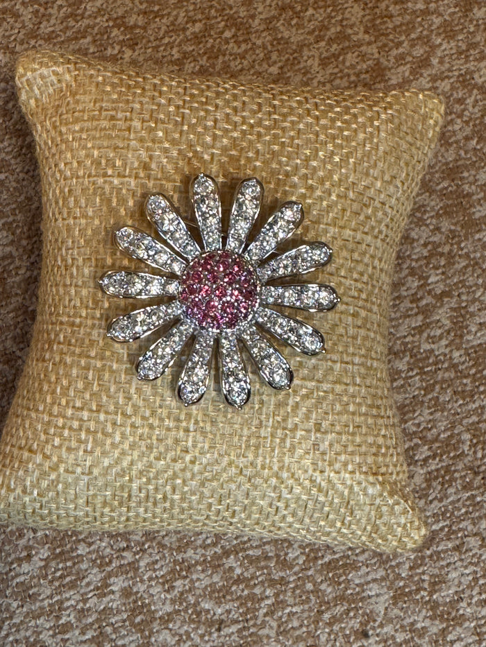 Vintage Signed Swarovski Crystal Daisy Brooch – Rhodium Finish with Pink Crystal Center, 14-Petal Floral Pin