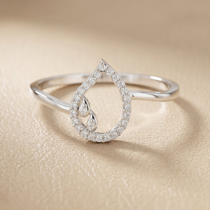 Round Cut Lab Grown Diamond Ring in Silver
