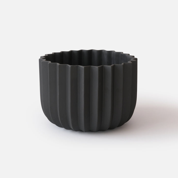 black / 9 inch